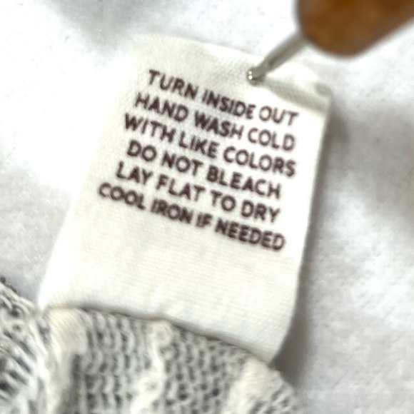 BLU PEPPER Women’s Polka Dot Gray White Crop Top 3/4 Sleeve Comfy Casual Small - Picture 11 of 12